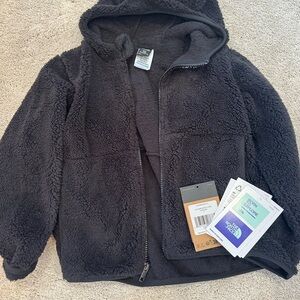 Kids North face Black Fleece Jacket new
